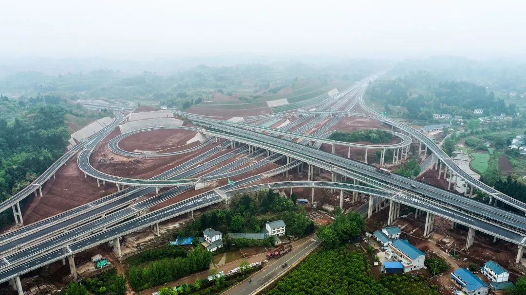 重庆至成都最新高速探秘,沿途隐藏独特小店之旅