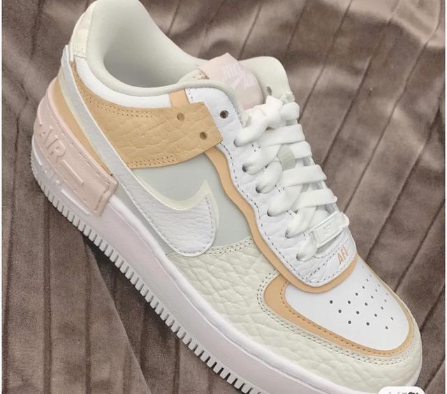 AF1最新款购买指南，轻松选购属于你的时尚鞋款