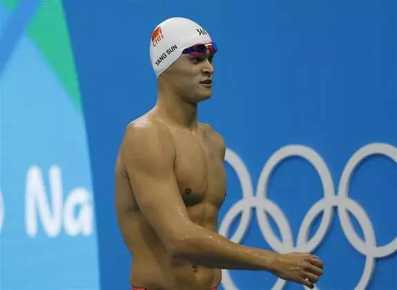 泳坛英雄孙杨的日常趣事与友情纽带揭秘