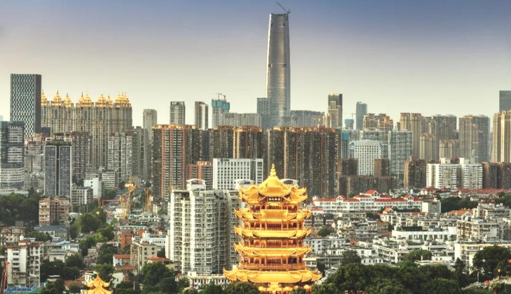 武汉城市的日常趣事与友情的温馨纽带