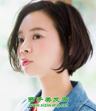 最新发型流行趋势2024，短发之美与心灵之旅的交融