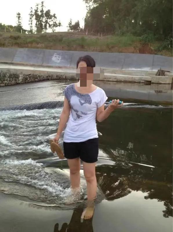 最新公考事业编考试，小明的奋斗与友情的旅程