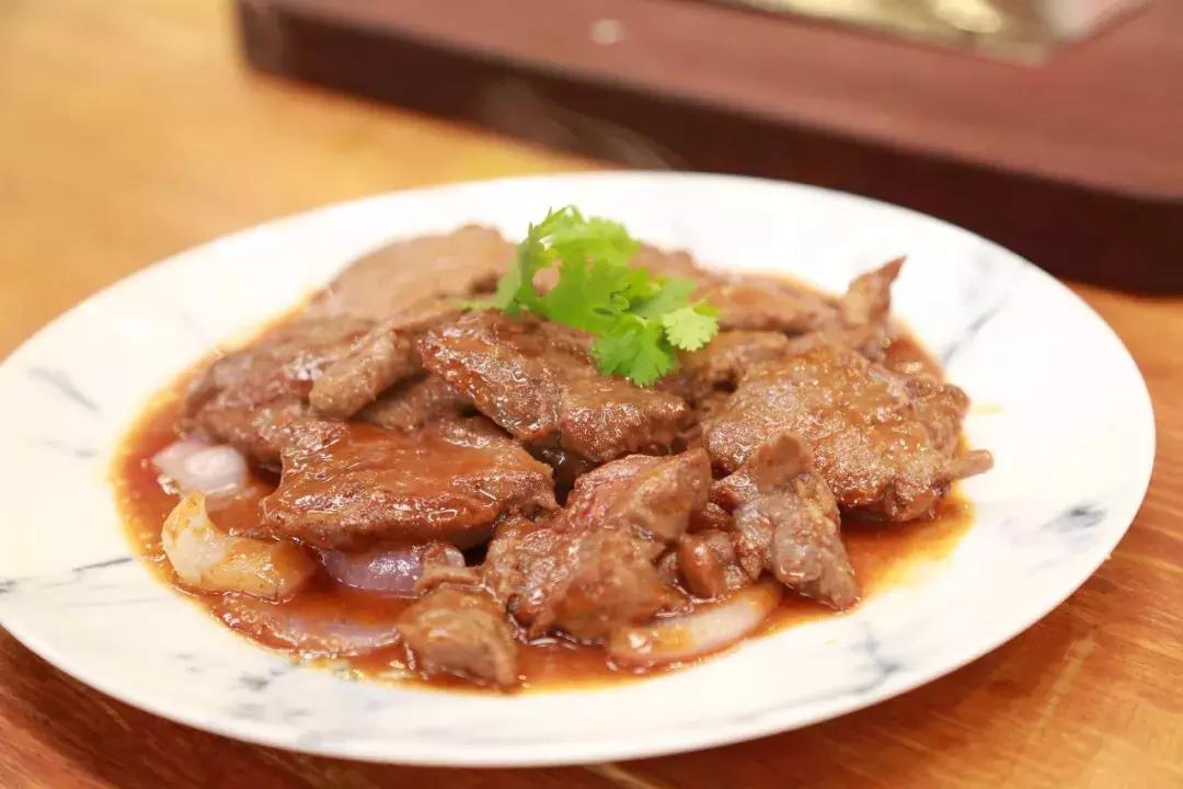 最新中式美食，与自然美景的旅行邂逅，探寻内心宁静之道