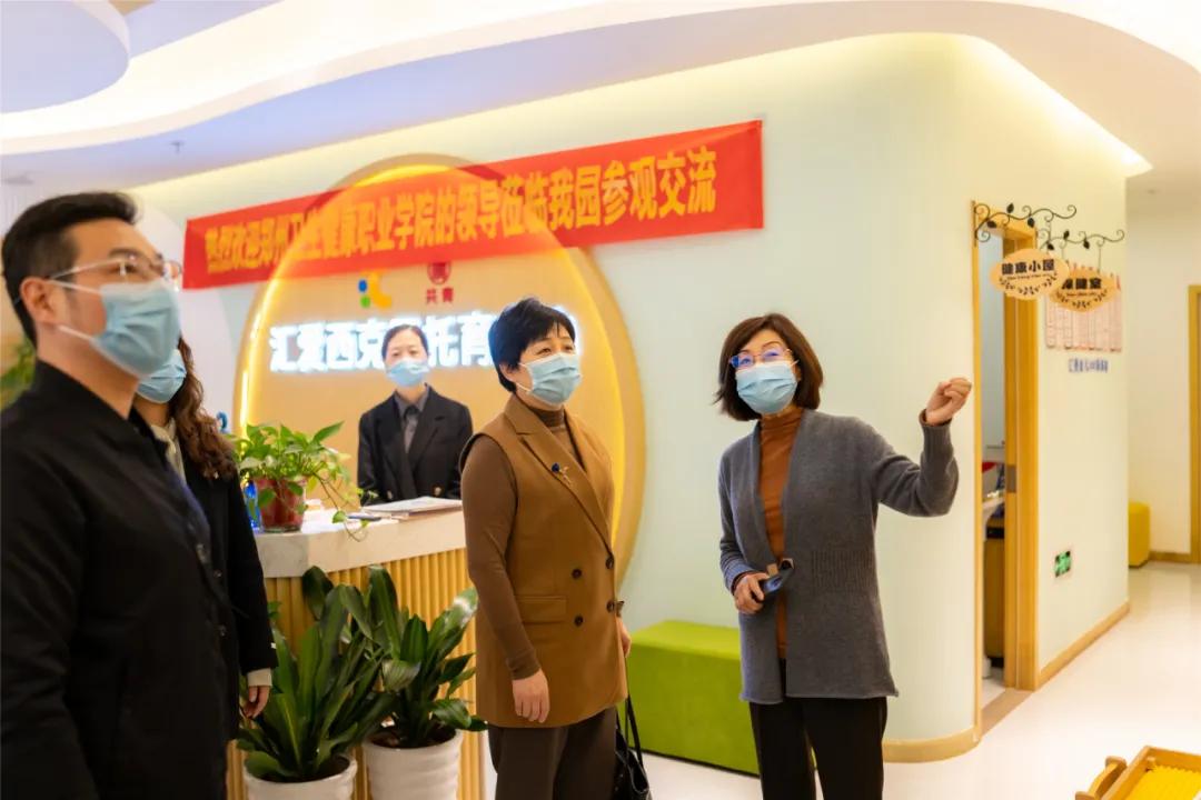 启福最新发现，小巷中的隐秘宝藏