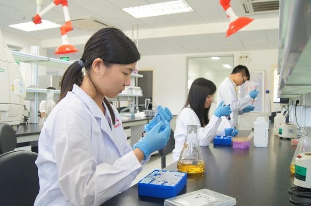 科技之光照亮生命防线，疫苗研发最新进展揭秘