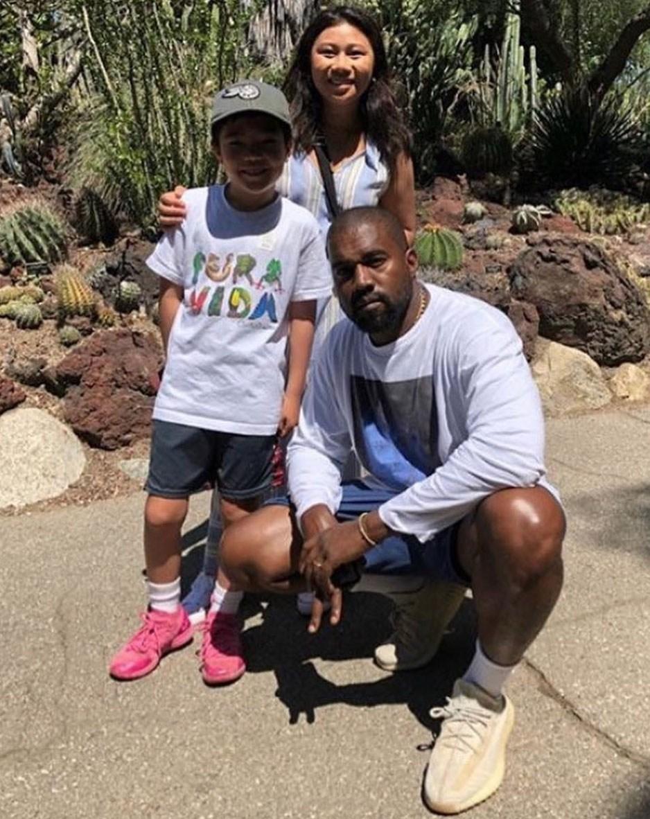 社交媒体时代耐克品牌影响与个人视角下的最新合照观察